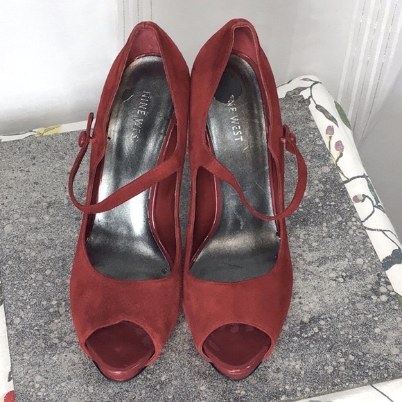 🪭 Nine West ‘Luminous’ Brick Red Suede Leather Ankle Strap Peep Toe Heels - Picture 9 of 10